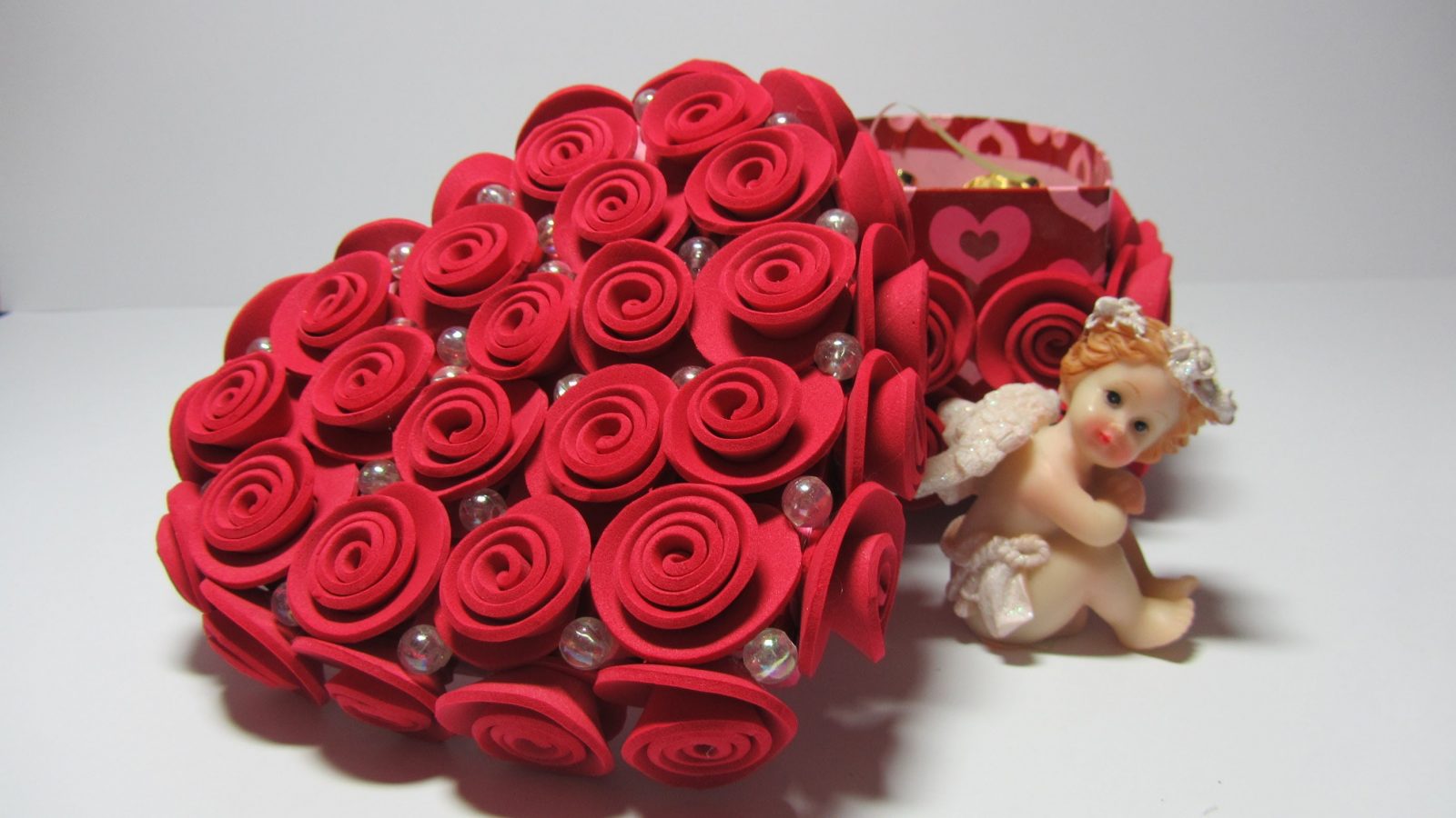 Regalo romántico con rosas Goma Eva