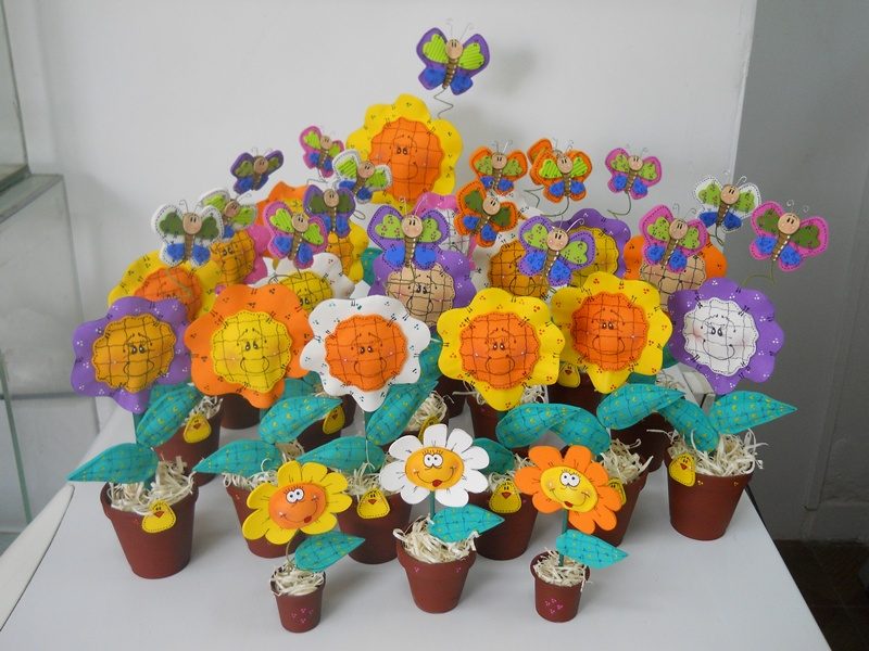 Flores variadas con Goma Eva